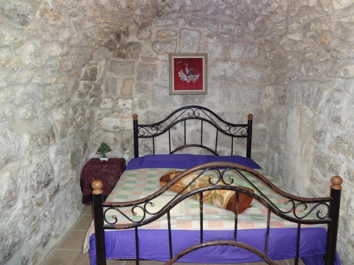 Jaffa Gate Hostel Иерусалим Экстерьер фото